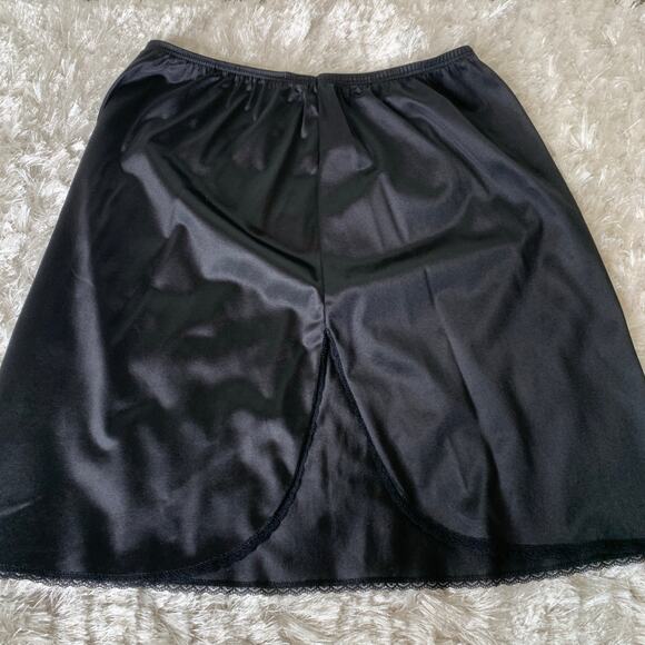 Vassarette Black Mini Slip Sz Medium Lace Trimmed Slit - Picture 5 of 5